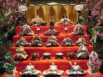 800px-Hina_matsuri_display雛飾り.jpg